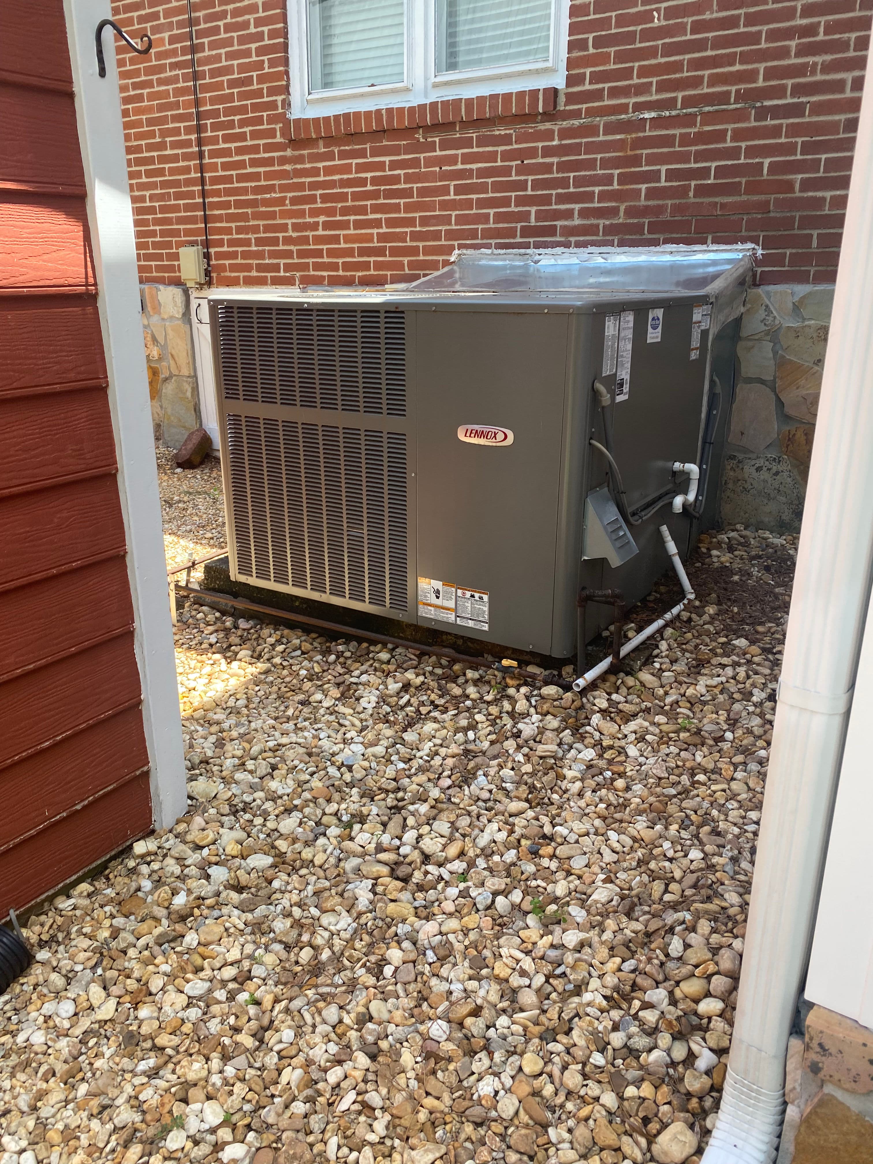 Project Lennox Package Unit Installation Keeping Grayson Homes Cool image